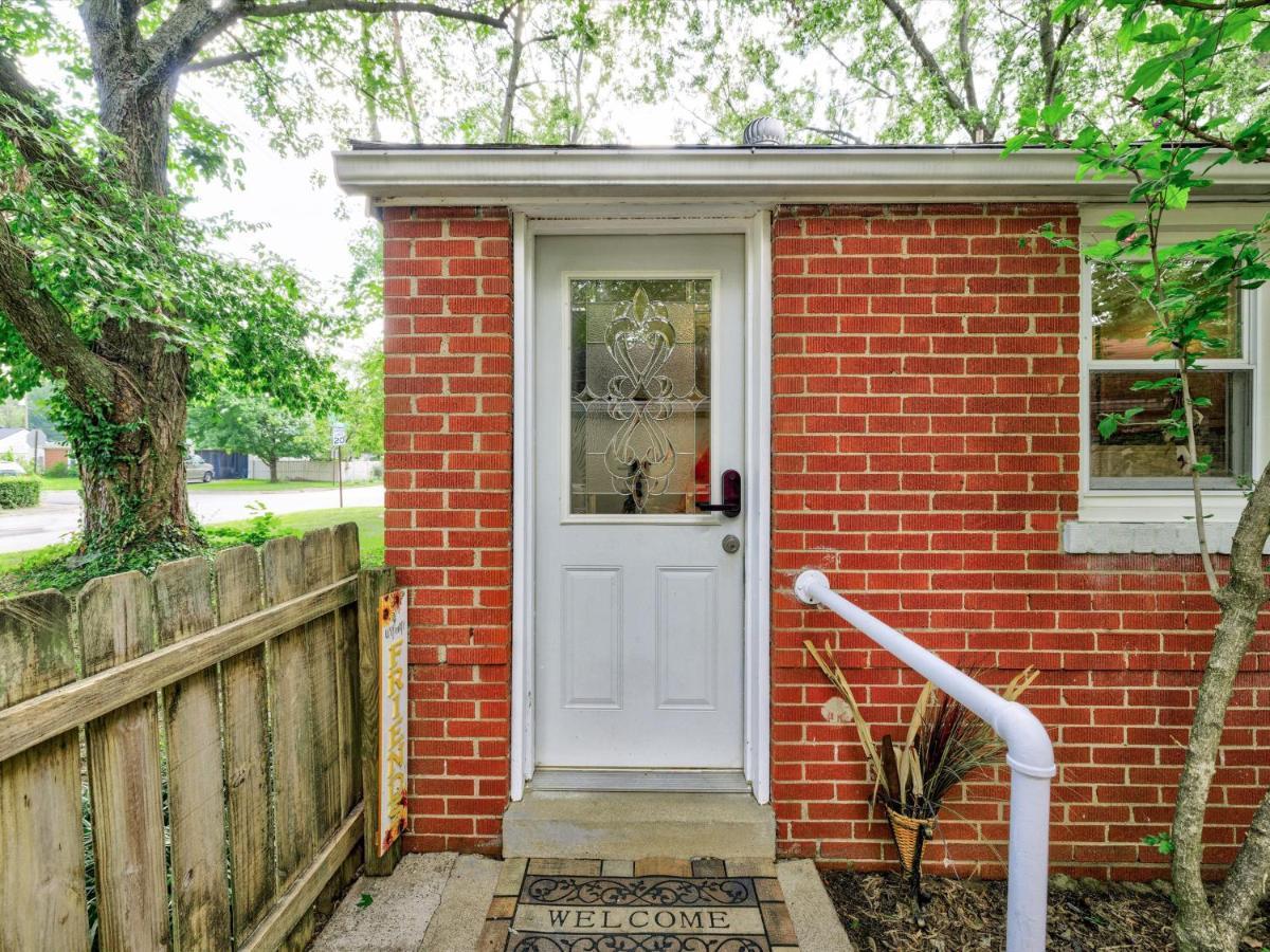Mid-Century Brick Bungalow Home Evansville Zewnętrze zdjęcie